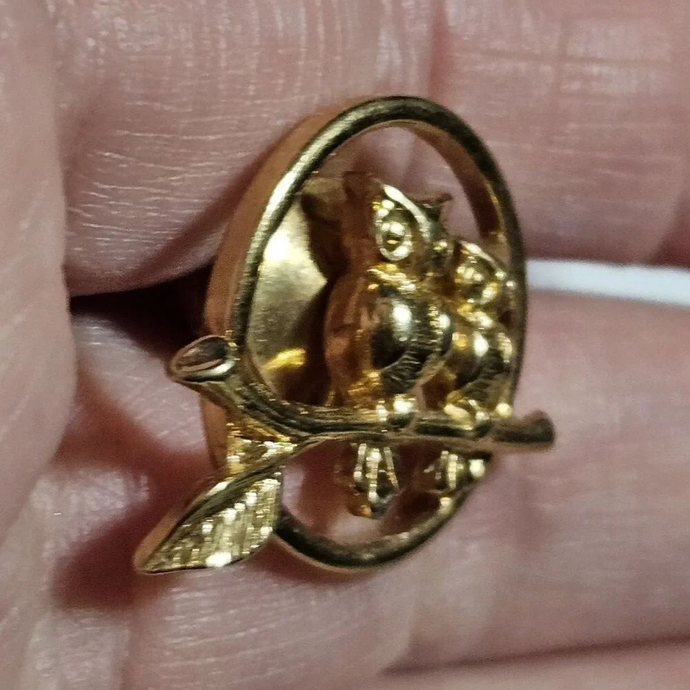Avon this vintage